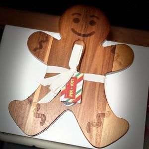 Coco + Lola Gingerbread Man Charcuterie Board with Spreader